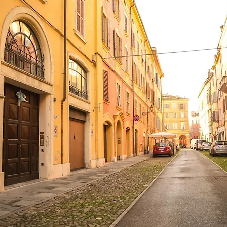 Cardinalmorone Apartment *